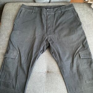 EUC A Ma Maniere Black 5 Button Joggers  38 x 32